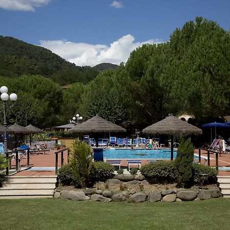 Villaggio Albergo San Lorenzo E Santa Caterina Pescia Exterior foto